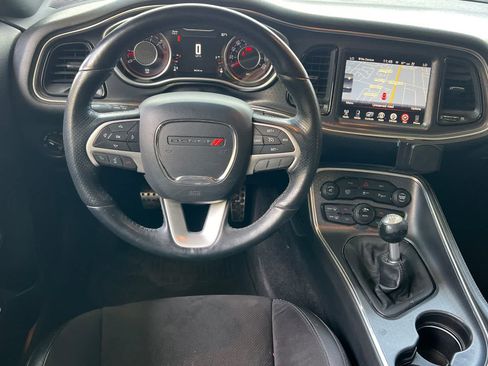 Used 2016 Dodge Challenger R/T Scat Pack w/ Leather Interior Group RWD image 16