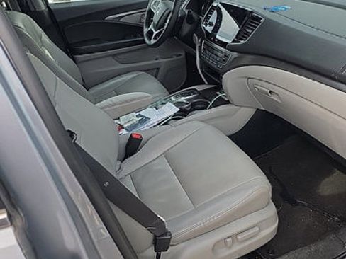 Used 2022 Honda Pilot Special Edition image 11