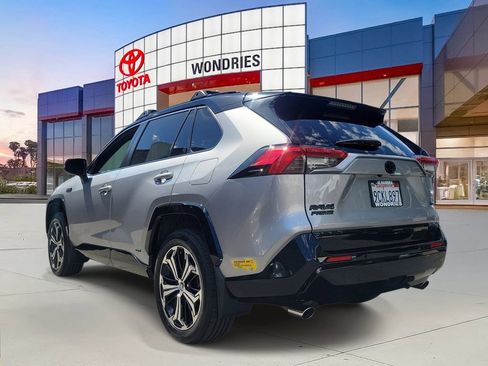 Used 2022 Toyota RAV4 XSE w/ Premium Package AWD/4WD image 6