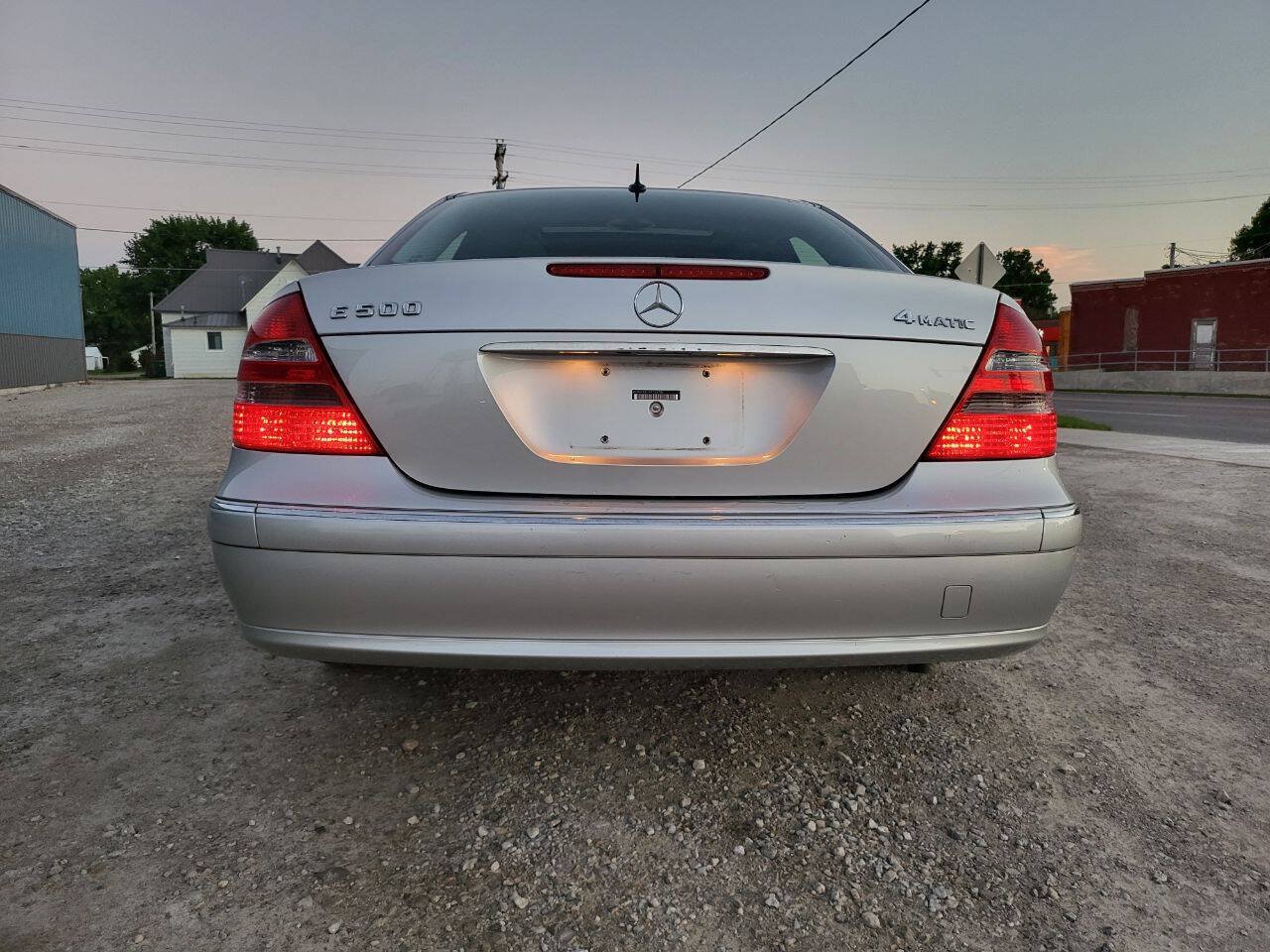 Used 2004 Mercedes-Benz E 500 4MATIC Sedan image 5