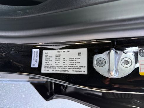 Used 2023 Tesla Model 3 Standard Range RWD image 23