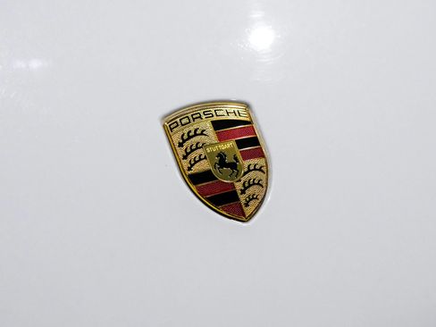 Used 2018 Porsche Cayenne S image 47