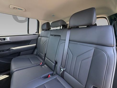New 2026 Hyundai Santa Fe SEL w/ Tow & Go Package FWD image 3