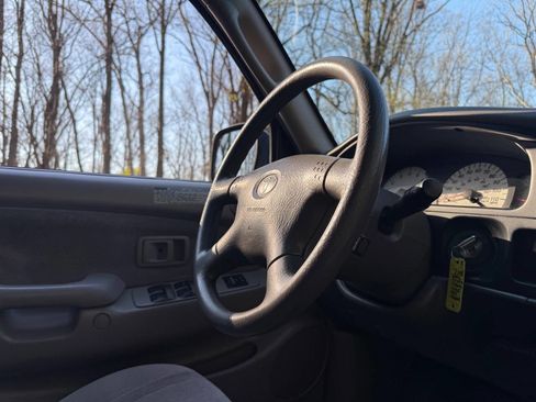 Used 2002 Toyota Tacoma 4x4 Double Cab image 37