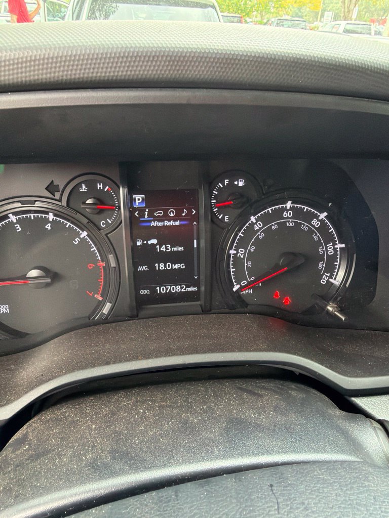 Used 2021 Toyota 4Runner SR5 Premium w/ Moonroof Package RWD image 2