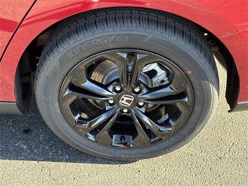 New 2025 Honda Accord SE image 22