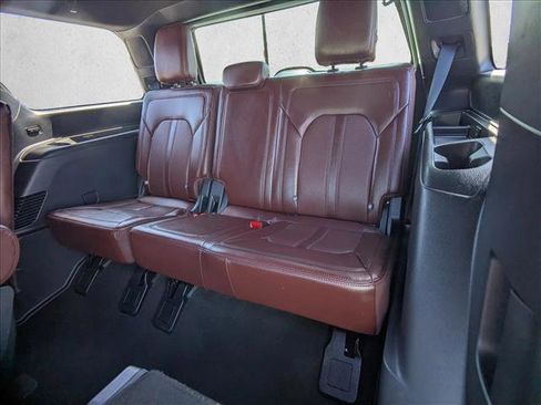 Used 2024 Ford Expedition Limited AWD/4WD image 21
