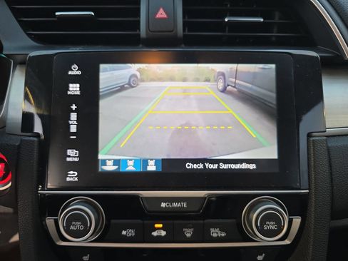 Used 2016 Honda Civic Touring image 9
