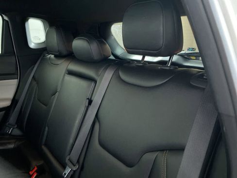 Used 2024 Jeep Compass Limited image 32