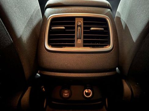 Used 2020 Kia Sorento LX w/ LX I4 Convenience Package image 24