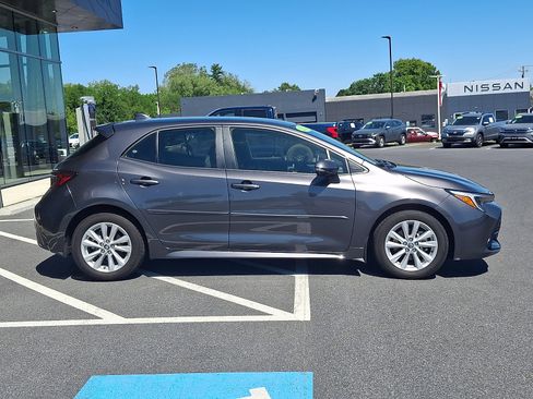 Used 2023 Toyota Corolla SE FWD image 7