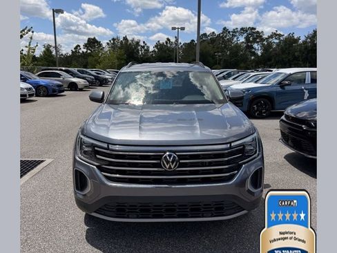 Used 2024 Volkswagen Atlas SE AWD/4WD image 1