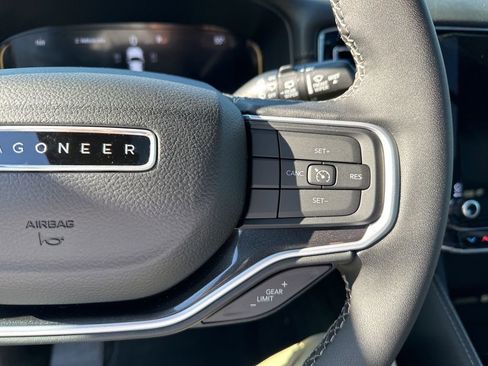 New 2024 Jeep Wagoneer 4WD w/ Premium Group I image 29