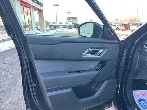 Used 2023 Land Rover Range Rover Velar R-Dynamic S image 11