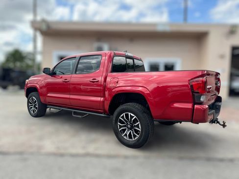 Used 2019 Toyota Tacoma SR w/ SR Convenience Package image 6