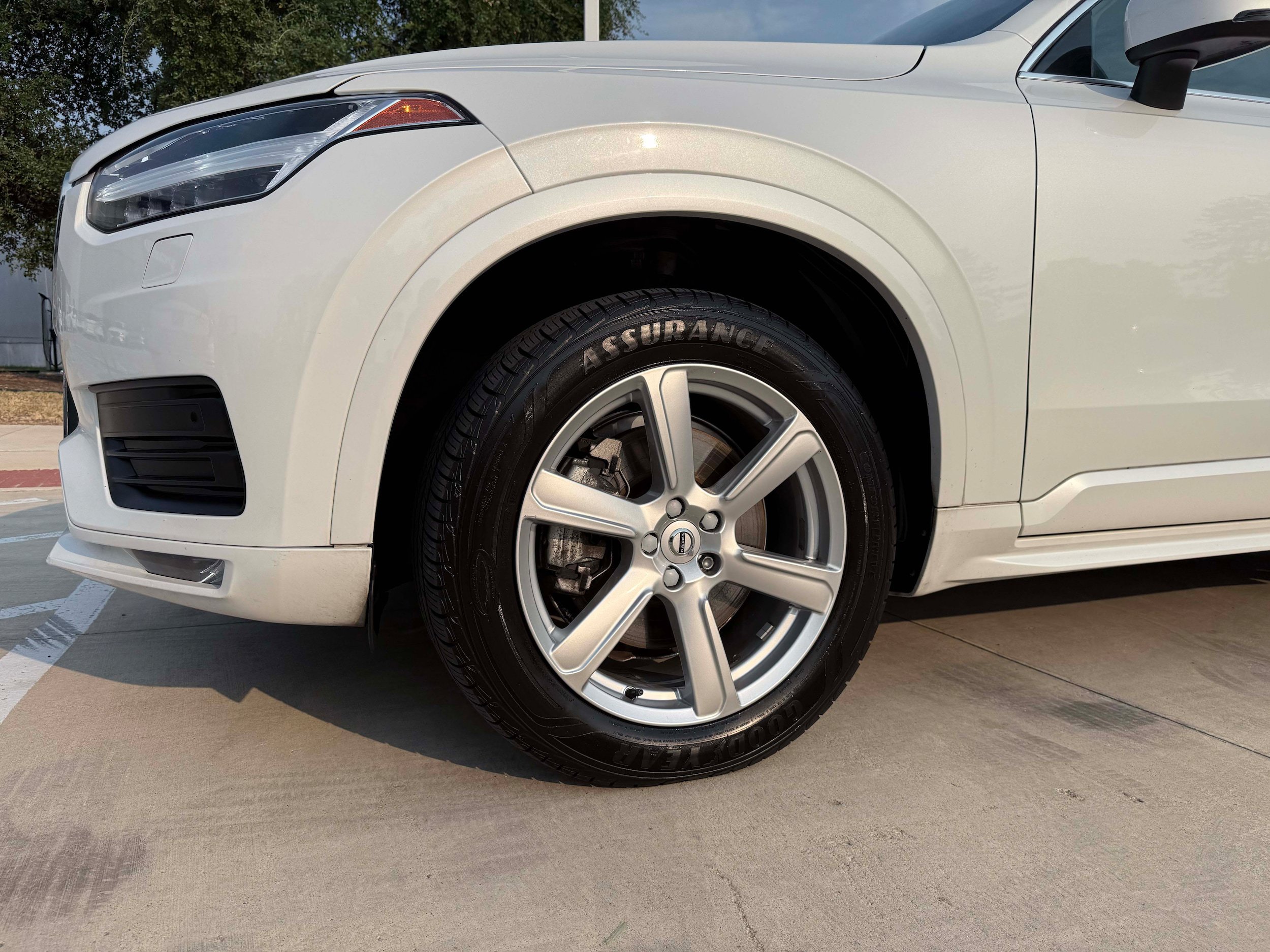 Used 2022 Volvo XC90 T5 Momentum AWD/4WD image 10