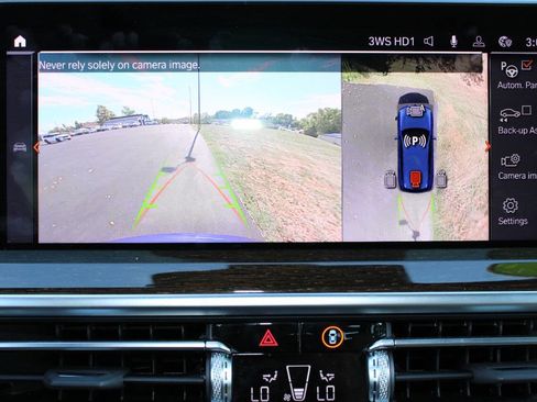 Used 2023 BMW X3 xDrive30i w/ Premium Package w/ZPA image 15