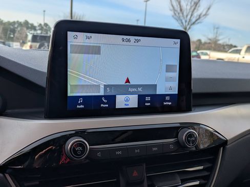 Certified 2022 Ford Escape SEL w/ Technology Package image 23