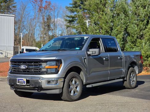 Used 2025 Ford F150 XLT w/ Equipment Group 301A Standard image 4