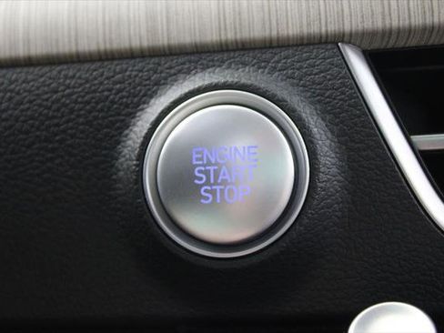 Used 2025 Hyundai Sonata SEL FWD image 12