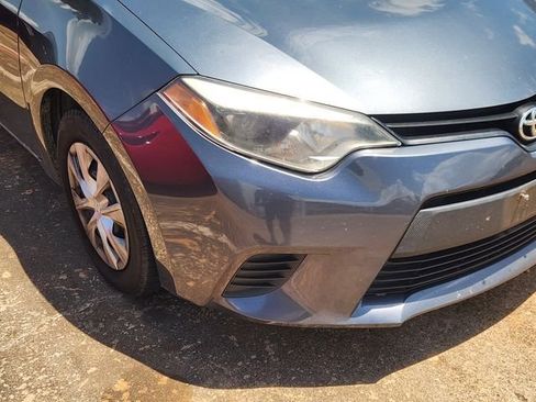 Used 2016 Toyota Corolla L FWD image 2