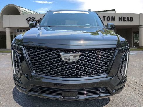 Certified 2026 Cadillac Escalade Sport w/ LPO, ONYX Package AWD/4WD image 7