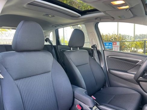 Used 2020 Honda Fit EX image 26