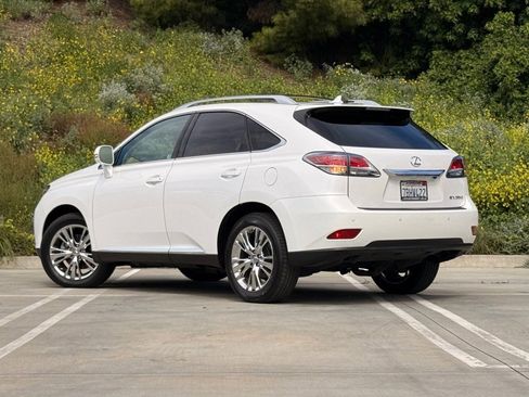 Used 2013 Lexus RX 350 FWD w/ Navigation Pkg image 2