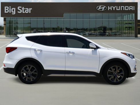 Used 2018 Hyundai Santa Fe Sport FWD image 5