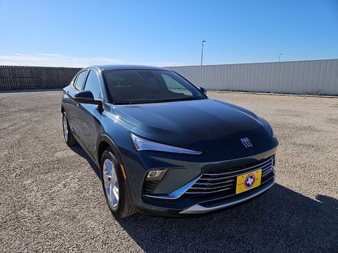 New 2026 Buick Envista Preferred image 7