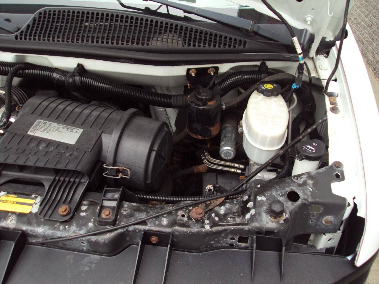 Used 2011 Chevrolet Express 1500 AWD image 27