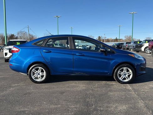 Used 2018 Ford Fiesta SE w/ Cold Weather Package image 4