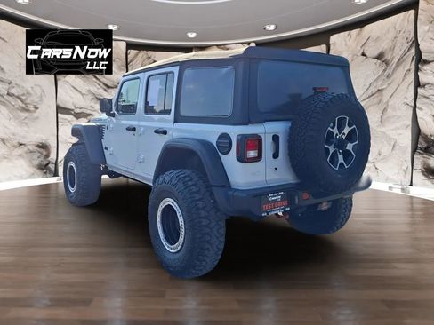 Used 2018 Jeep Wrangler Unlimited Rubicon image 4