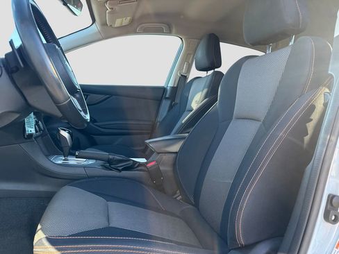 Used 2019 Subaru Crosstrek 2.0i Premium AWD/4WD image 11