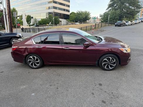 Used 2016 Honda Accord EX-L image 9