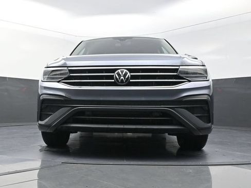 Used 2024 Volkswagen Tiguan SE AWD/4WD image 32