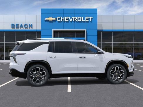 New 2026 Chevrolet Traverse High Country w/ LPO, Floor Liner Package image 5