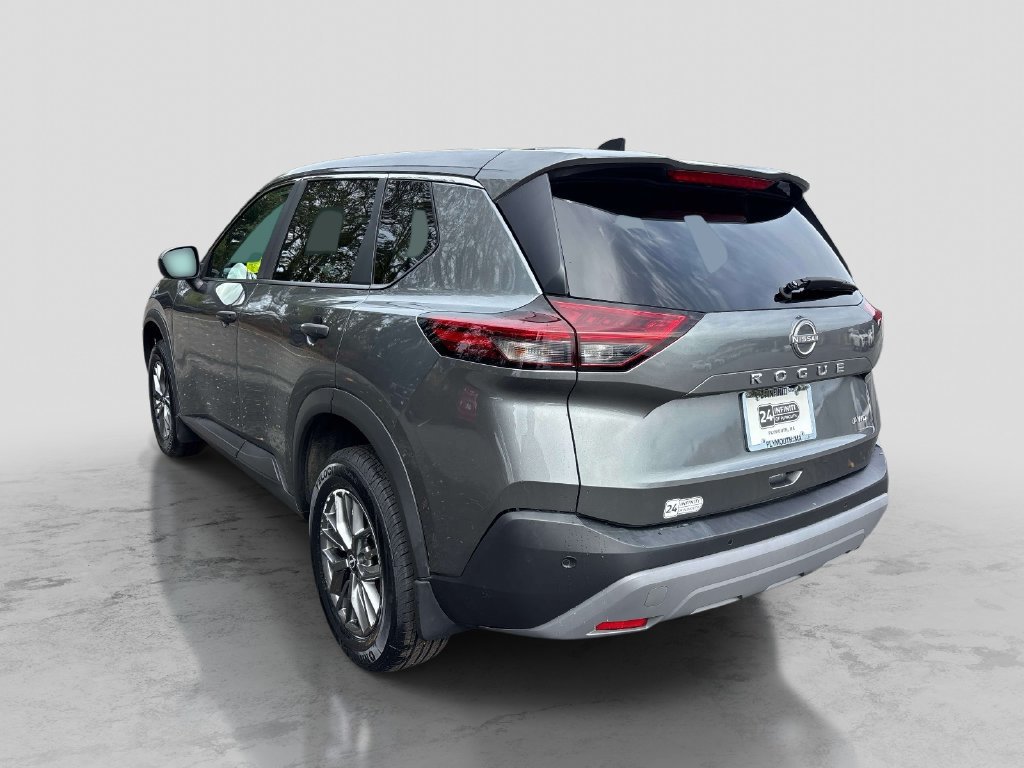 Used 2023 Nissan Rogue S AWD/4WD image 3