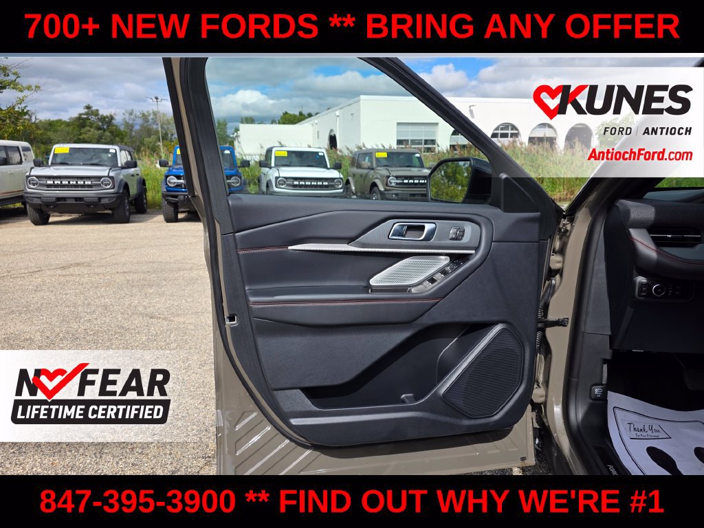 New 2026 Ford Explorer ST w/ Sun And Sound Package AWD/4WD image 13