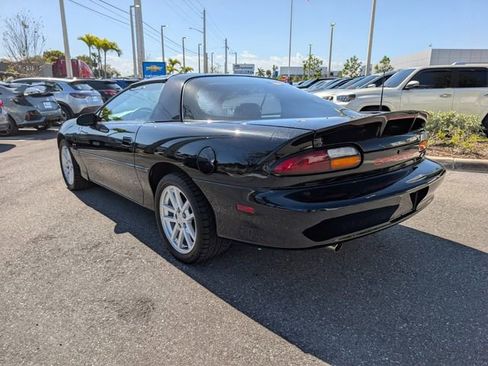 Used 2002 Chevrolet Camaro Z28 w/ SS Performance/Appearance Pkg image 9