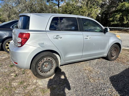 Used 2008 Scion xD FWD image 2