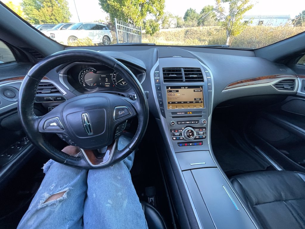 Used 2018 Lincoln MKZ Reserve w/ Climate Package AWD/4WD image 4
