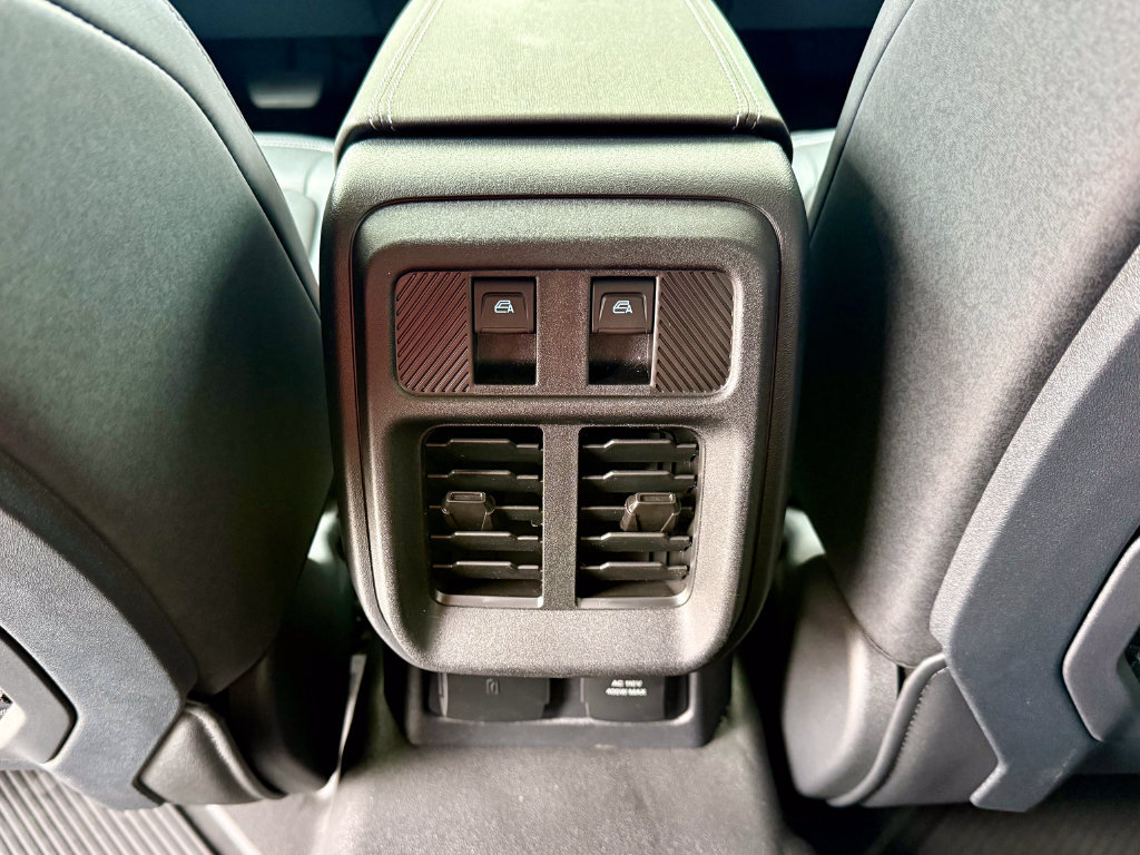 New 2026 Ford Bronco Badlands AWD/4WD image 34
