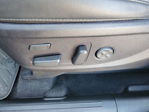 Certified 2024 Kia Telluride SX image 25