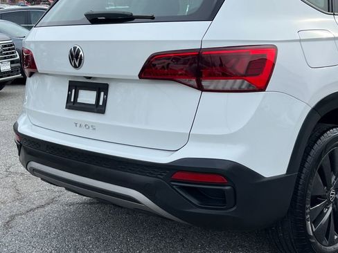 Used 2022 Volkswagen Taos S w/ IQ Drive S Package image 6