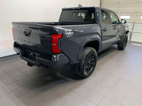 Used 2024 Toyota Tacoma TRD Sport w/ TRD Sport Premium Package image 3