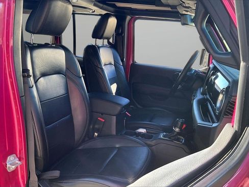 Certified 2022 Jeep Wrangler Unlimited Sahara image 23