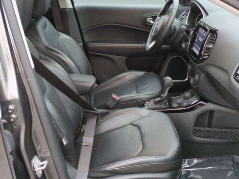 Used 2019 Jeep Compass Limited AWD/4WD image 30