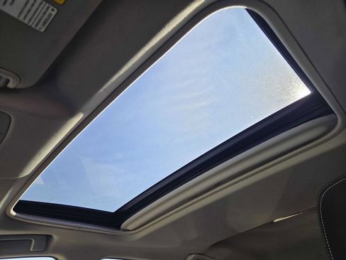 Used 2014 Toyota RAV4 XLE image 27