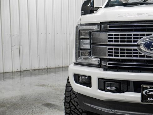 Used 2019 Ford F250 Platinum w/ Platinum Ultimate Package AWD/4WD image 50